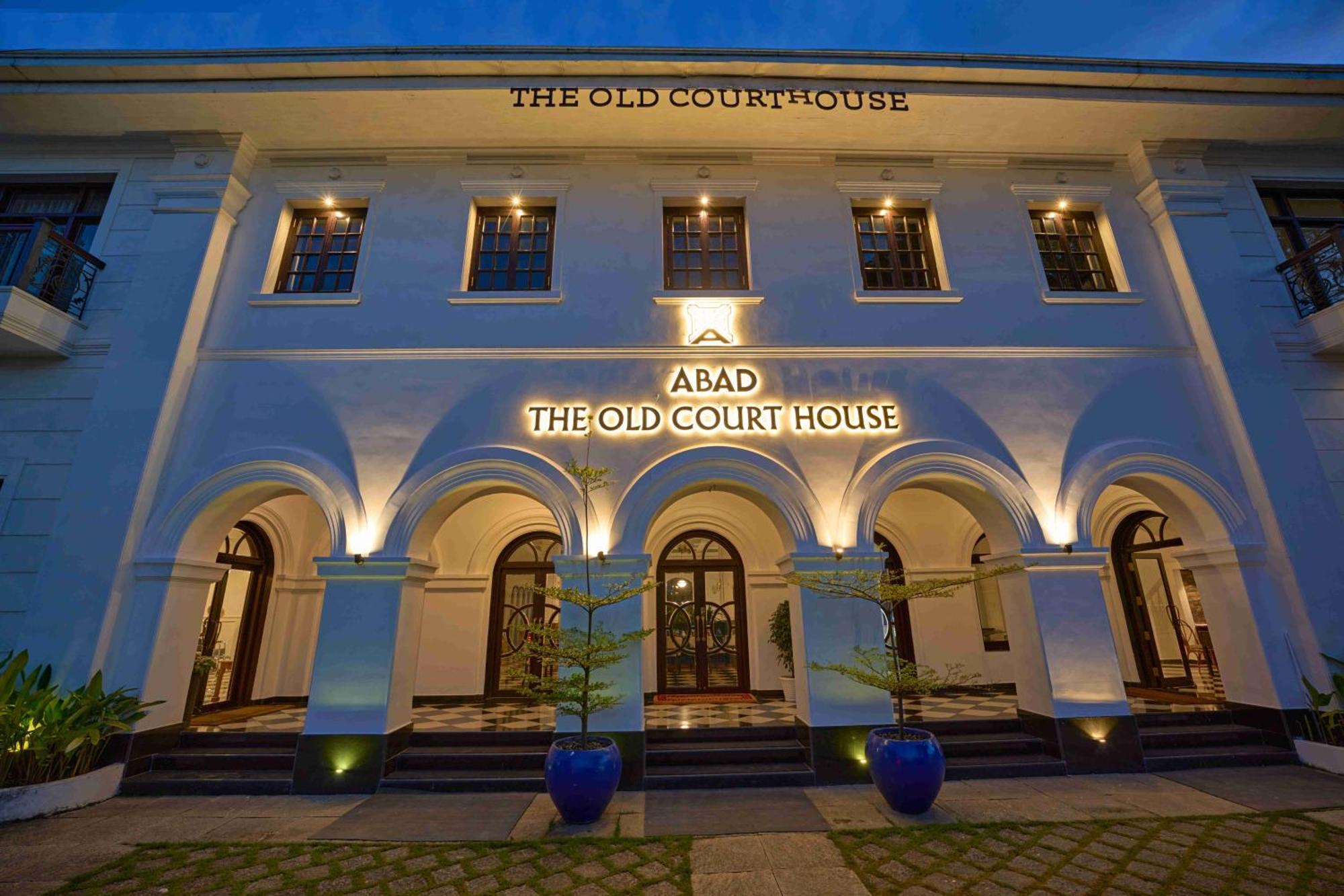 The Old Court House By Abad Hotel Fort Kochi Exterior photo